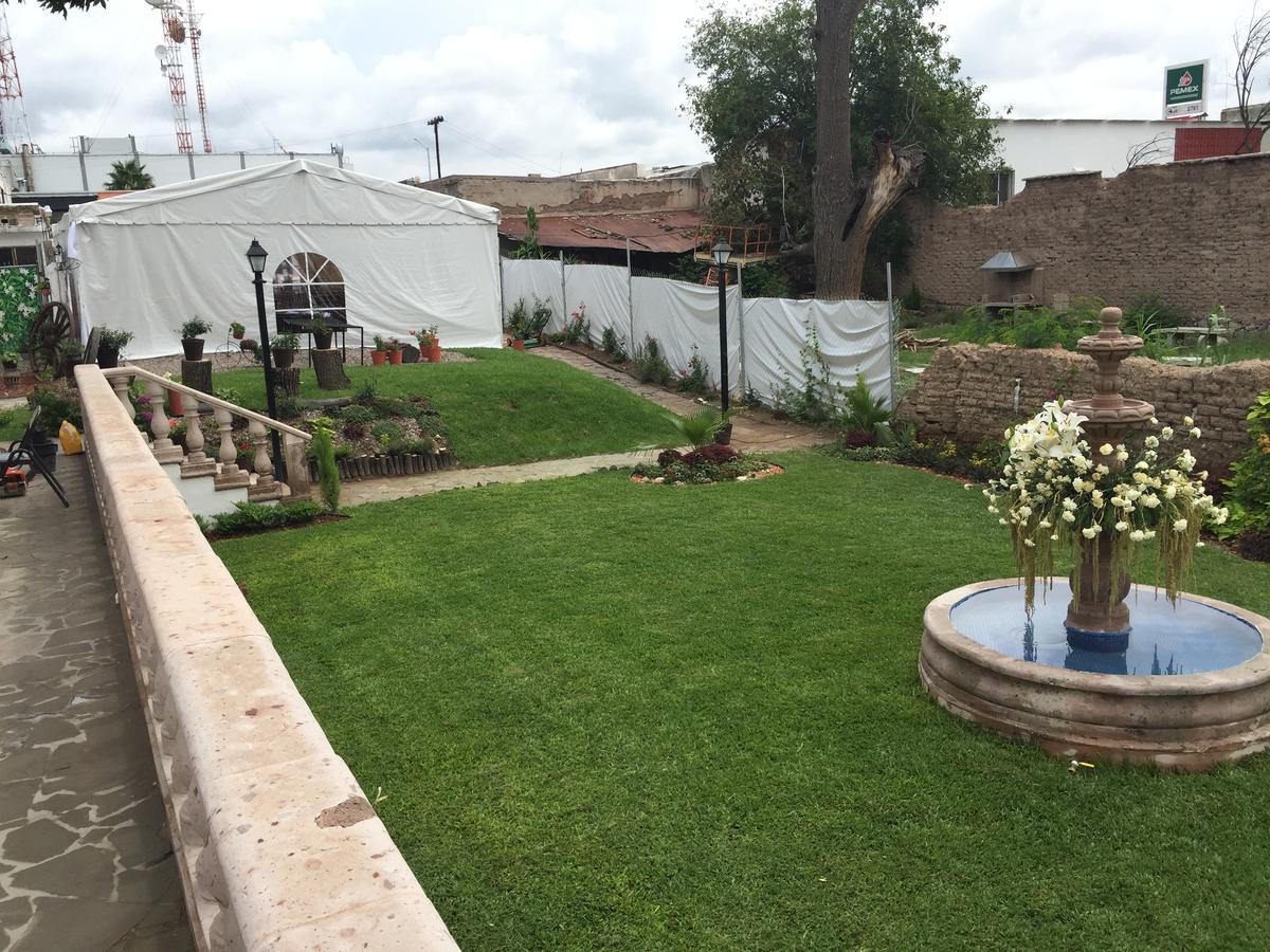 Los Nogales Inn Camargo Buitenkant foto